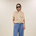 Afbeelding laden in Galerijviewer, steve sleeveless jacket

