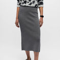 Afbeelding laden in Galerijviewer, OBJREYNARD HW KNIT SKIRT NOOS
