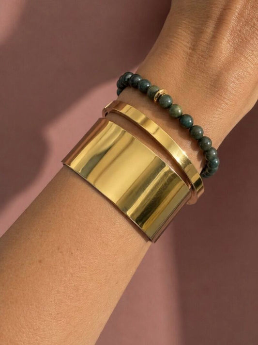 Armbandje met gemstone balletjes / army green