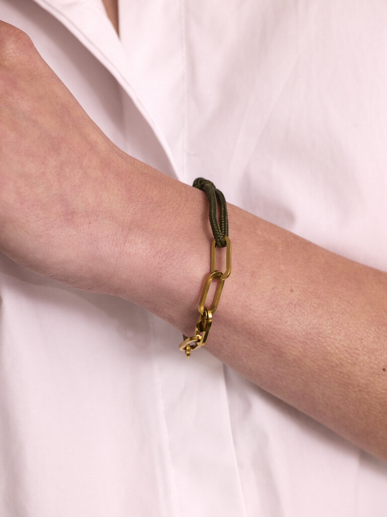 Armband met touw en gouden schakels / army green