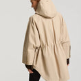 Afbeelding laden in Galerijviewer, Courtney Trench

