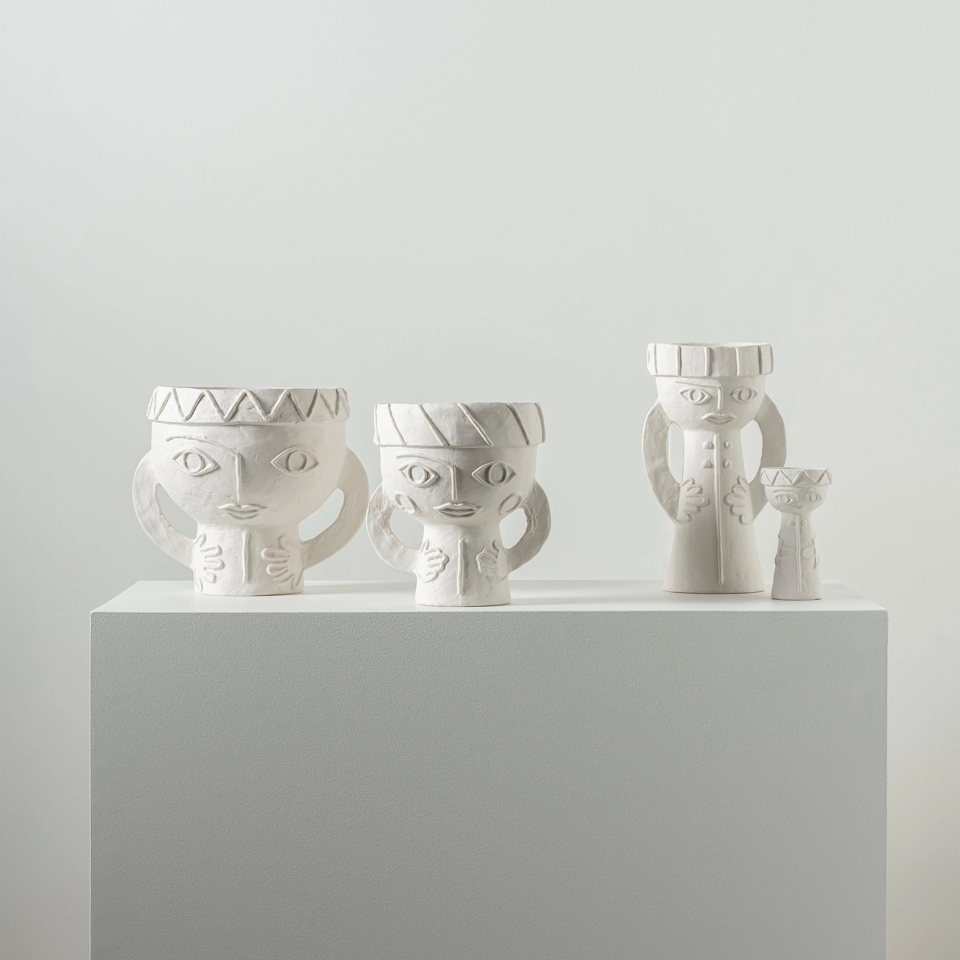 VASE 02 L LES FEMMES