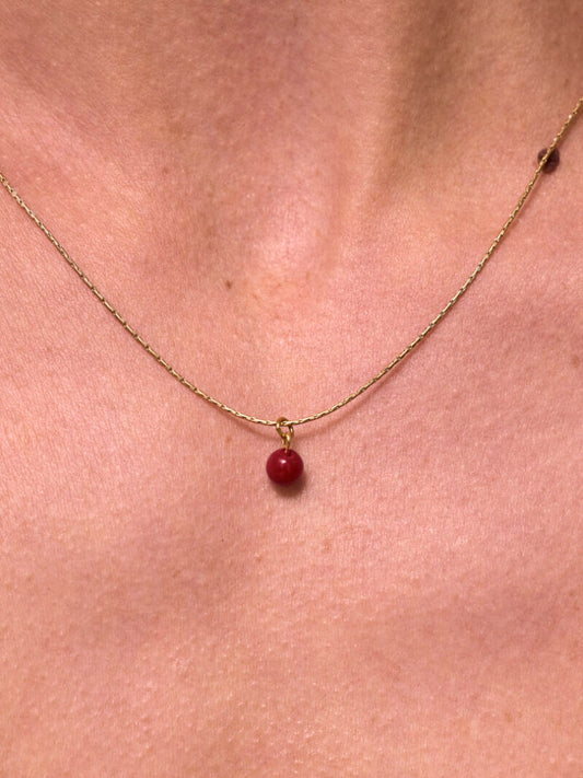 Fijn kettinkje met gemstone balletje / Bordeaux