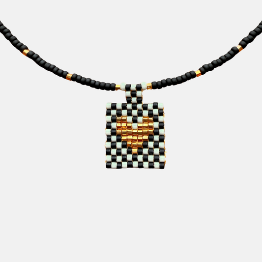 Cils Beaded HEART Necklace Short