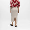 Afbeelding laden in Galerijviewer, OBJREYNARD HW KNIT SKIRT NOOS
