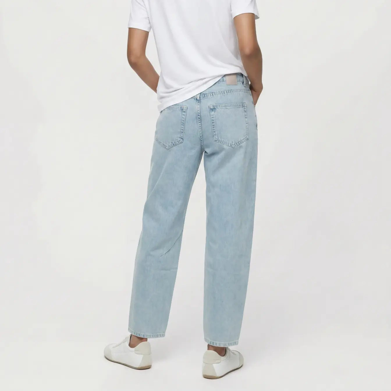 OBJMIU ZOE MW BARREL ANKLE JEANS NOOS