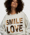 Afbeelding laden in Galerijviewer, statement sweater smile love
