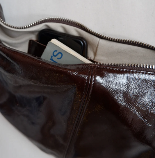 Banana Bag XL PATENT | Nona Handbags