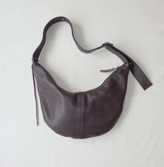 Buckle Banana XL | Nona Handbags