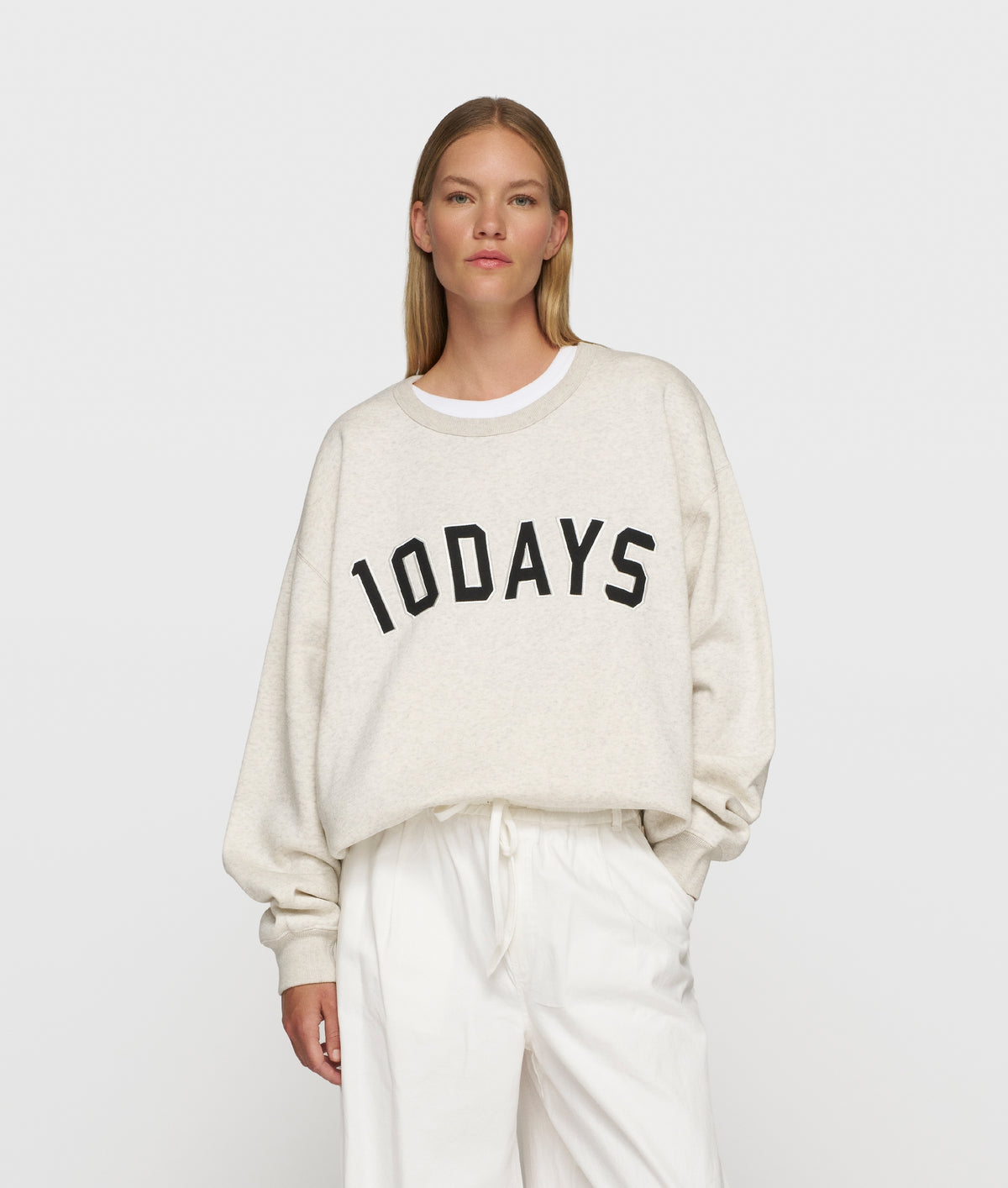 STATEMENT SWEATER