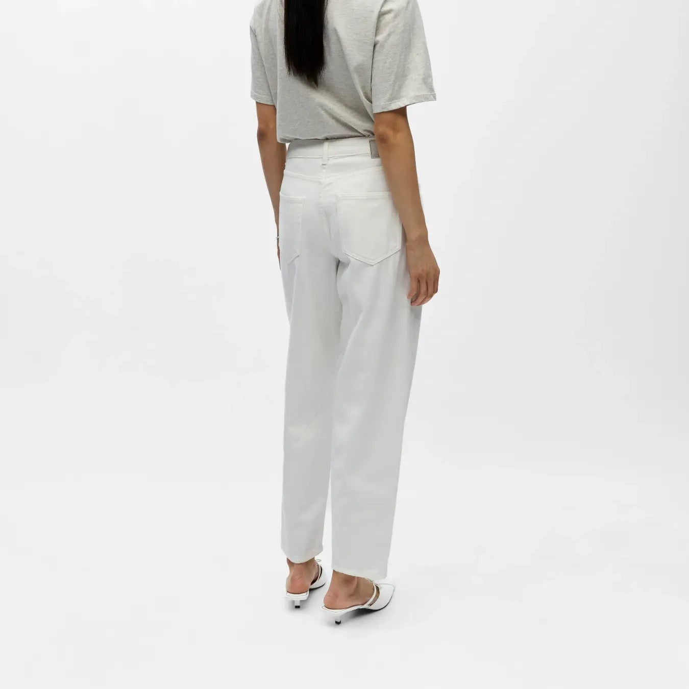 OBJMIU ZOE MW BARREL ANK TWILL JEANS DIV