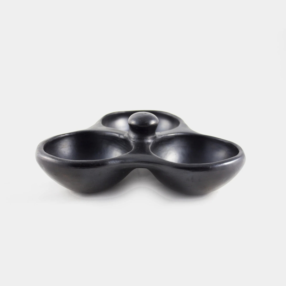 Black Pottery Sauskom Drievoudig