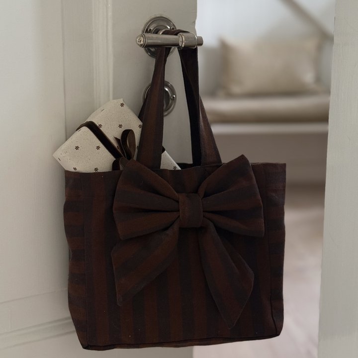 Mini Gift Bag W.Bow | Cotton | H 20cm Brown