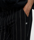 Afbeelding laden in Galerijviewer, cropped jogger pinstripe
