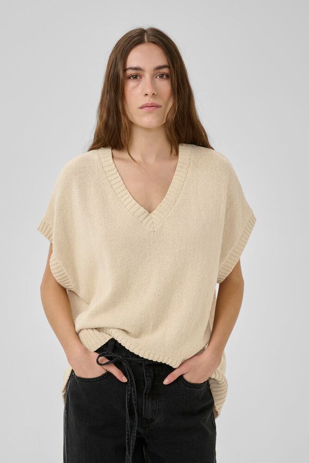 MWDiva V-Neck Knit Vest