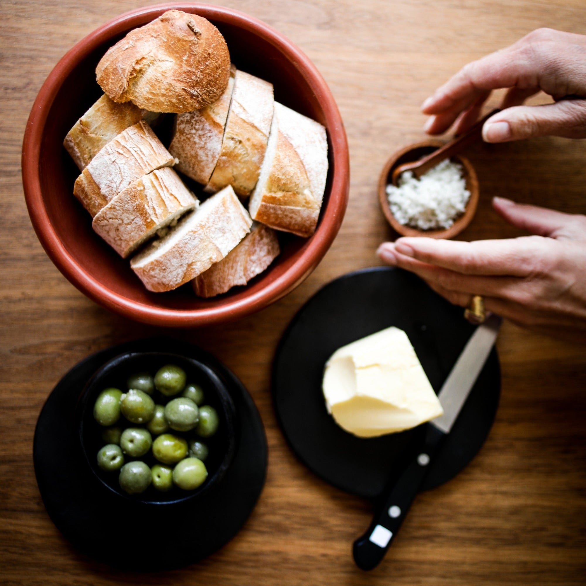 Black Pottery Kommetje + Handgrepen | CH26.EA