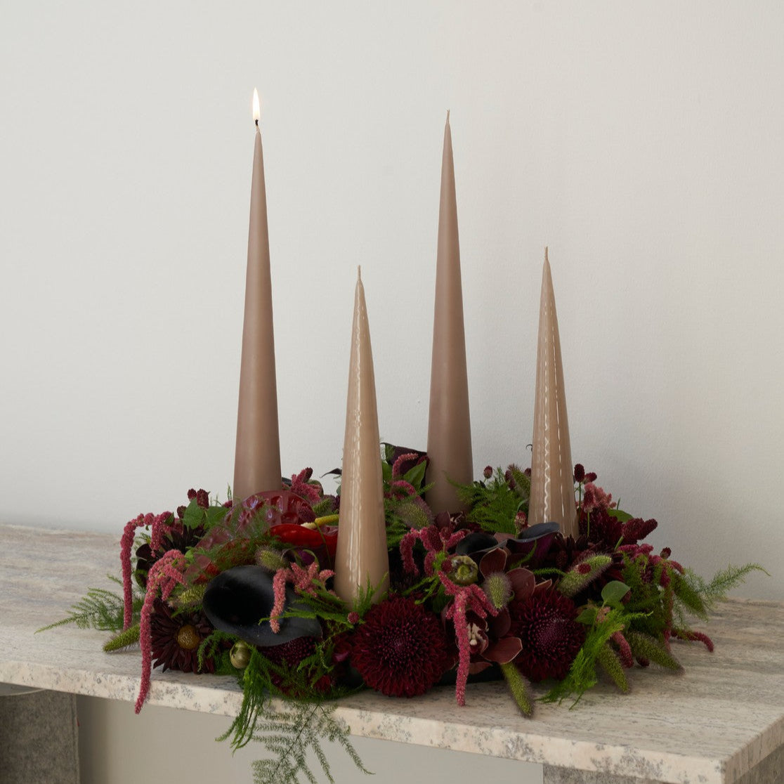 Kegel Kaars 37cm Nougat