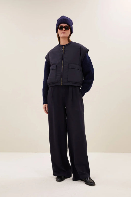 gio sleeveless jacket