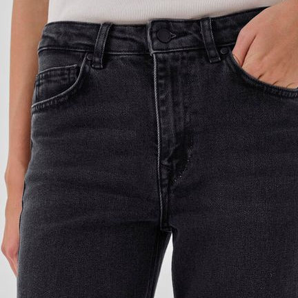 05 THE LOUIS 139 HIGH WIDE | BLACK