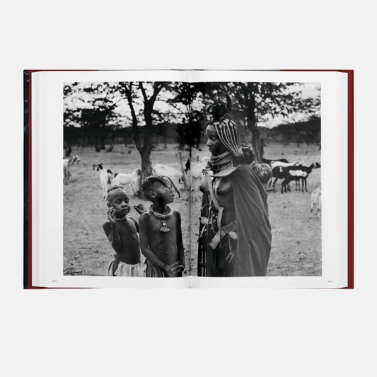 Sebastião Salgado. GENESIS