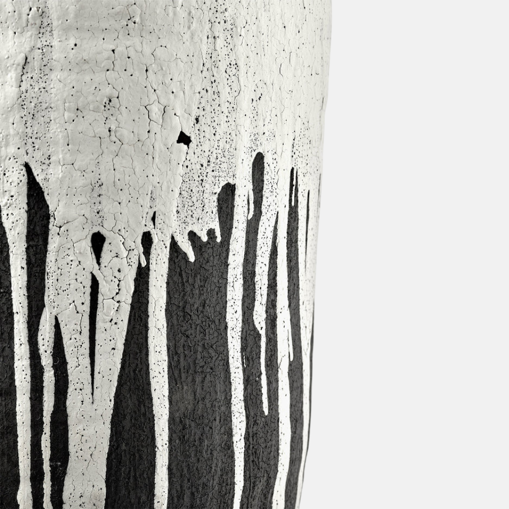 Plantenbak 02 I off-white / donkergrijs