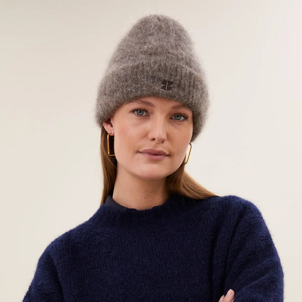 logo norton beanie