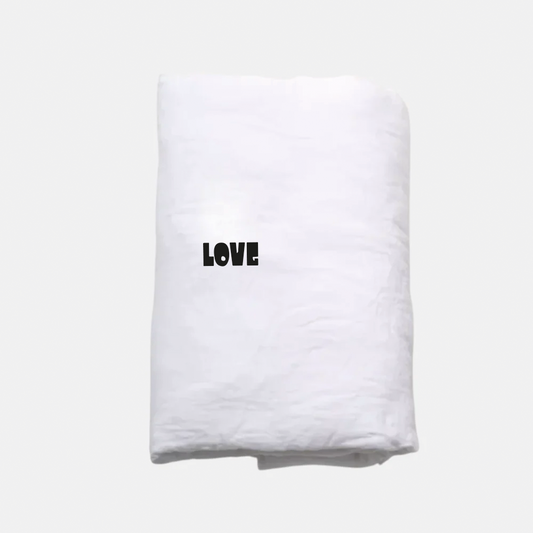 Cozy Cover Wit Bold LOVE Zwart