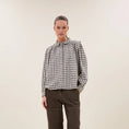 Afbeelding laden in Galerijviewer, maia check blouse
