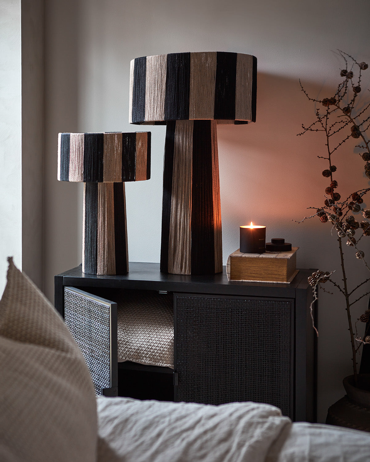 JULLAN Table lamp