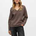 Afbeelding laden in Galerijviewer, OBJREYNARD V-NECK PULLOVER NOOS
