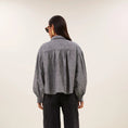 Afbeelding laden in Galerijviewer, sarah short thin stripe blouse
