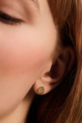 Afbeelding laden in Galerijviewer, Small Coin Earstick

