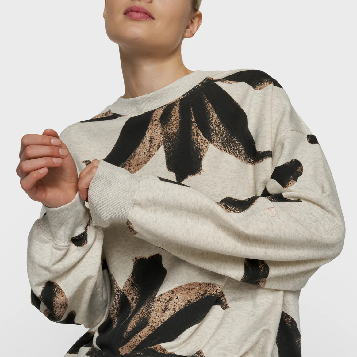 sweater flower