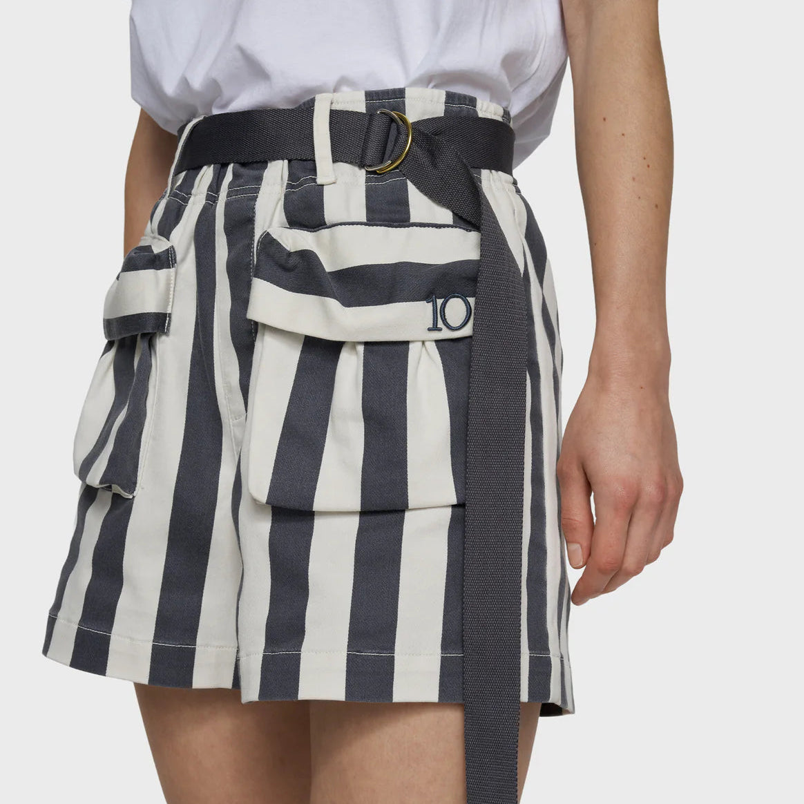 utitlity shorts stripes