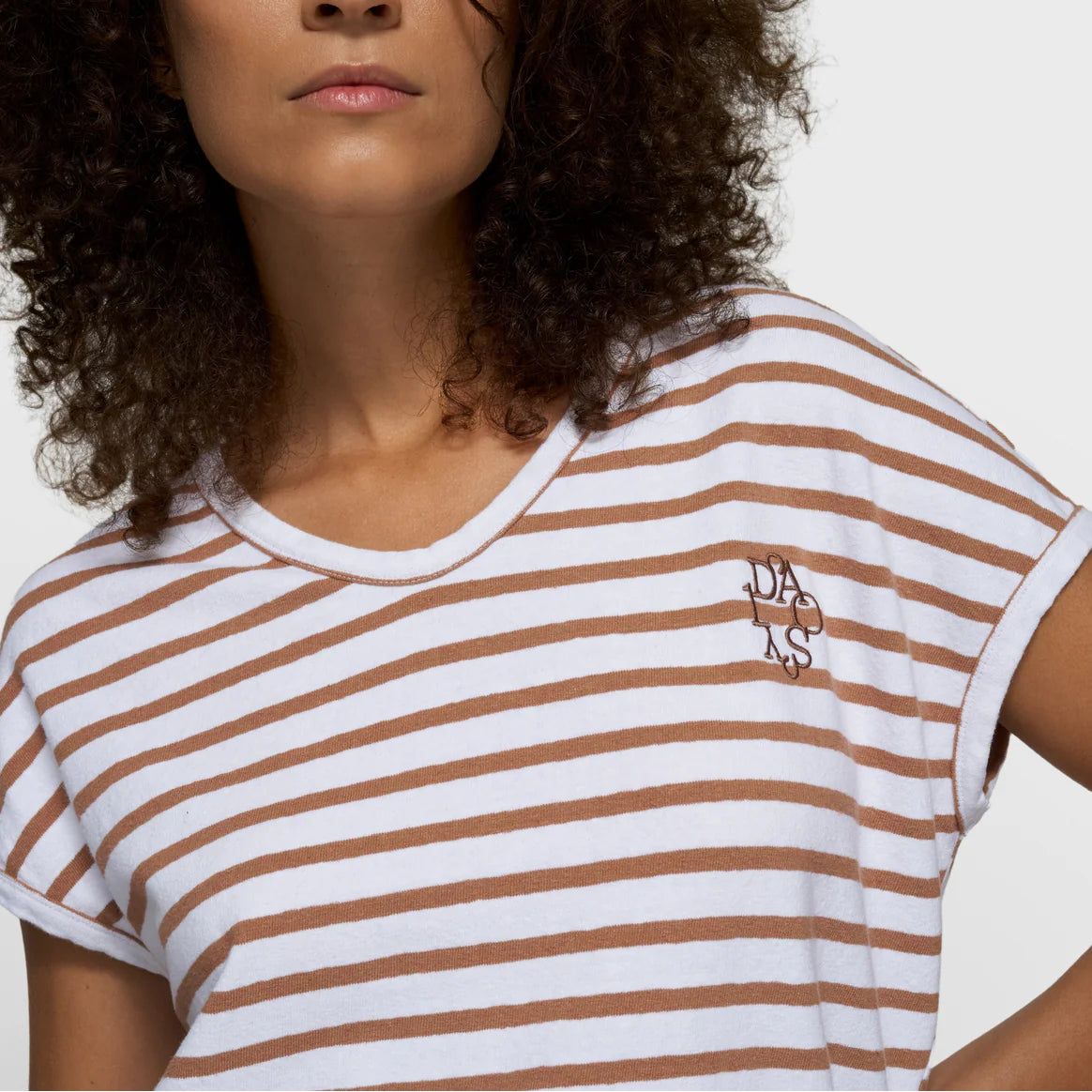 v-neck tee stripes
